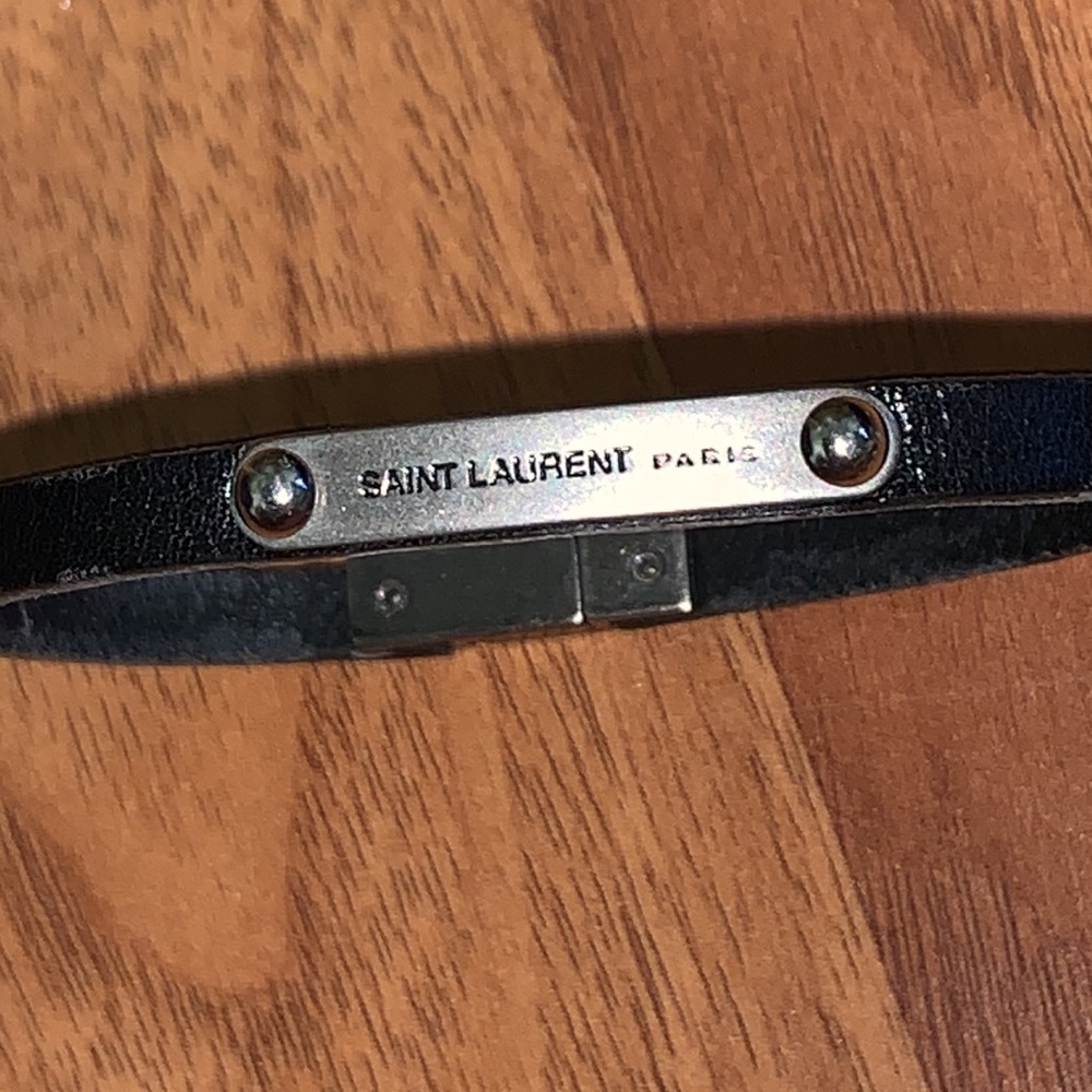 YSL Saint Laurent ID Plaque Bracelet in Black Leather - Picture 4 of 9